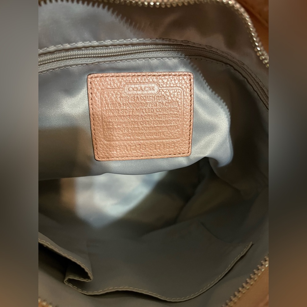 Coach Brooke Hobo Coral Pink Pebbled Leather - Picture 15 of 16